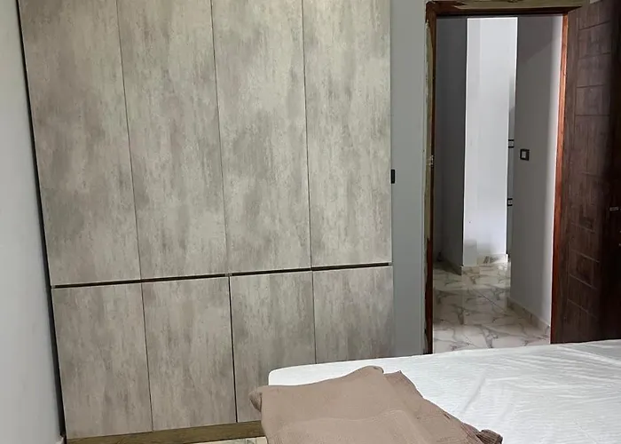 اوسيس مارينا شالية B40 B 公寓式酒店 3*